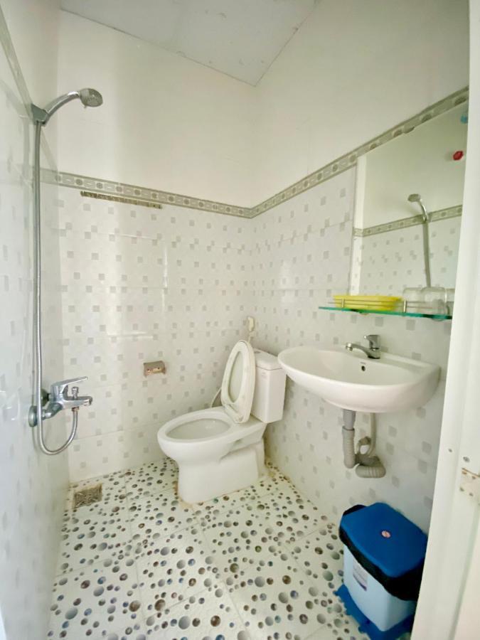 Bed and Breakfast Nha Nghi Y Vy Дуонг-Донг Экстерьер фото